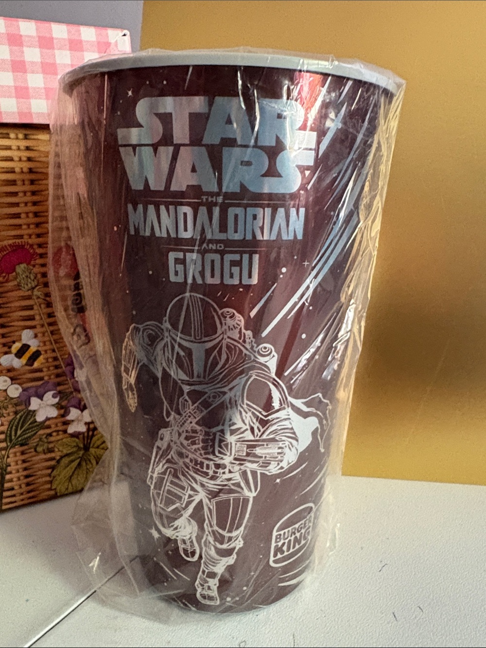 Star Wars Burgundy The Mandalorian & Grogu Promo Cup
